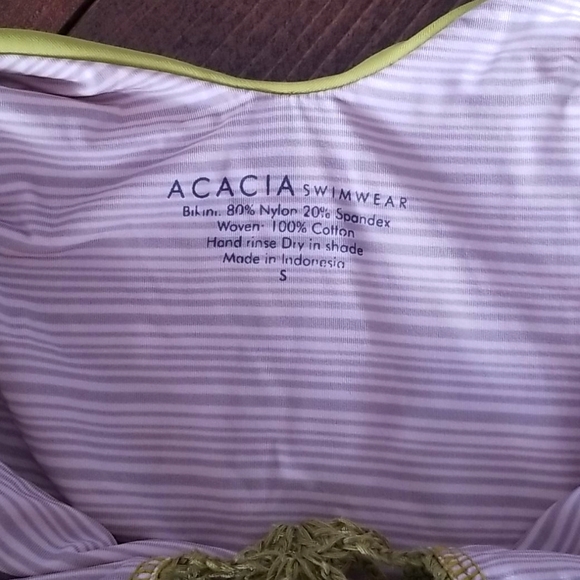 Acacia Onepiece - Picture 4 of 4
